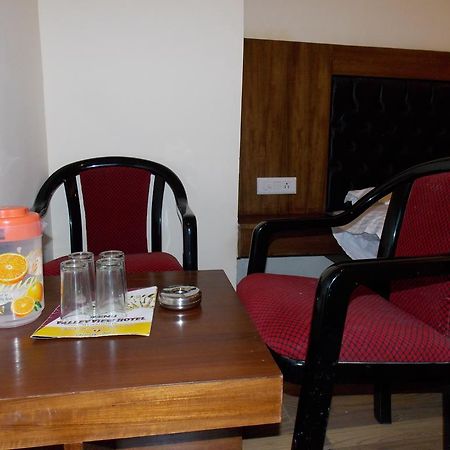 Valley View Hotel Мусори Екстериор снимка